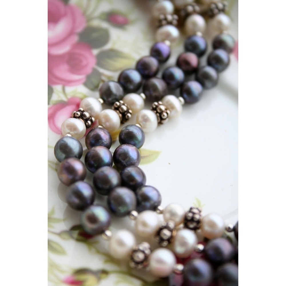Handmade fresh water pearl‎ bracelet